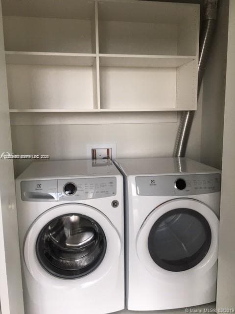 16385 Biscayne Blvd # 621, North Miami Beach FL 33160 — 21