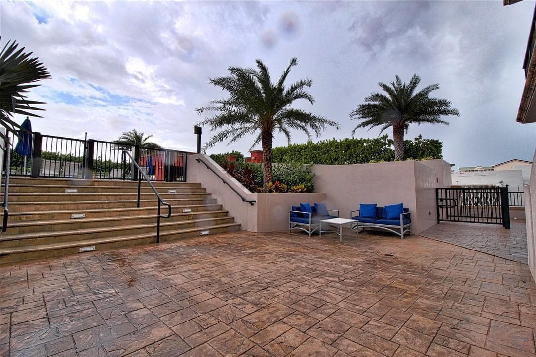 4100 Salzedo Street # 512, Coral Gables FL 33146 — 16