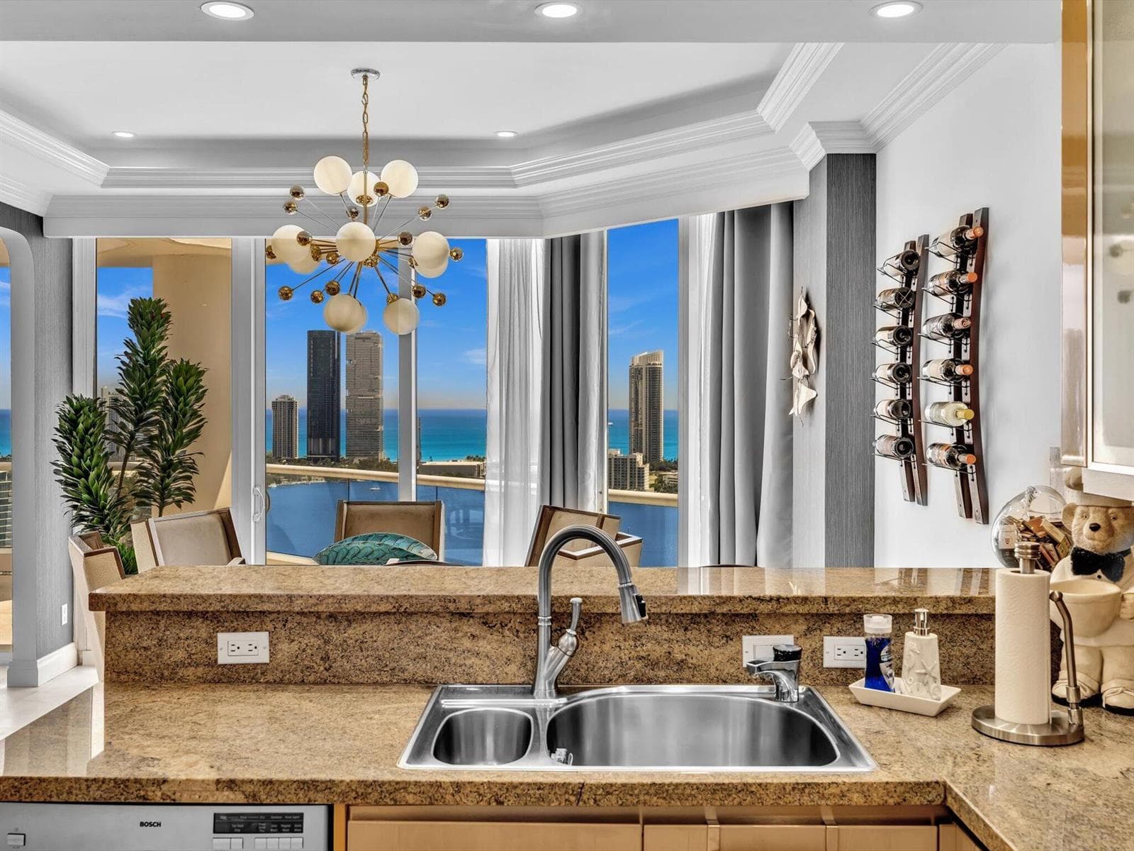 7000 Island Boulevard # 06, Aventura FL 33160 — 23