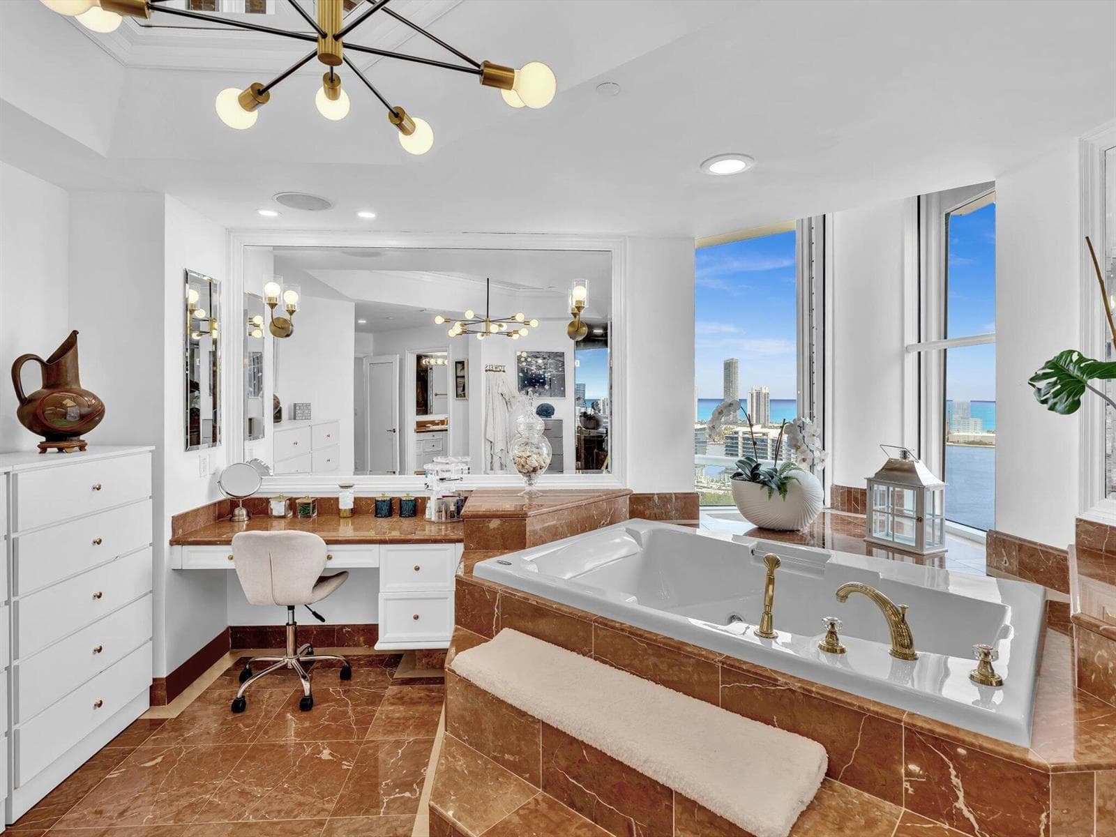 7000 Island Boulevard # 06, Aventura FL 33160 — 37