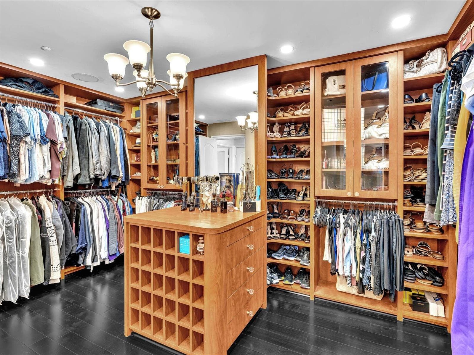 7000 Island Boulevard # 06, Aventura FL 33160 — 35