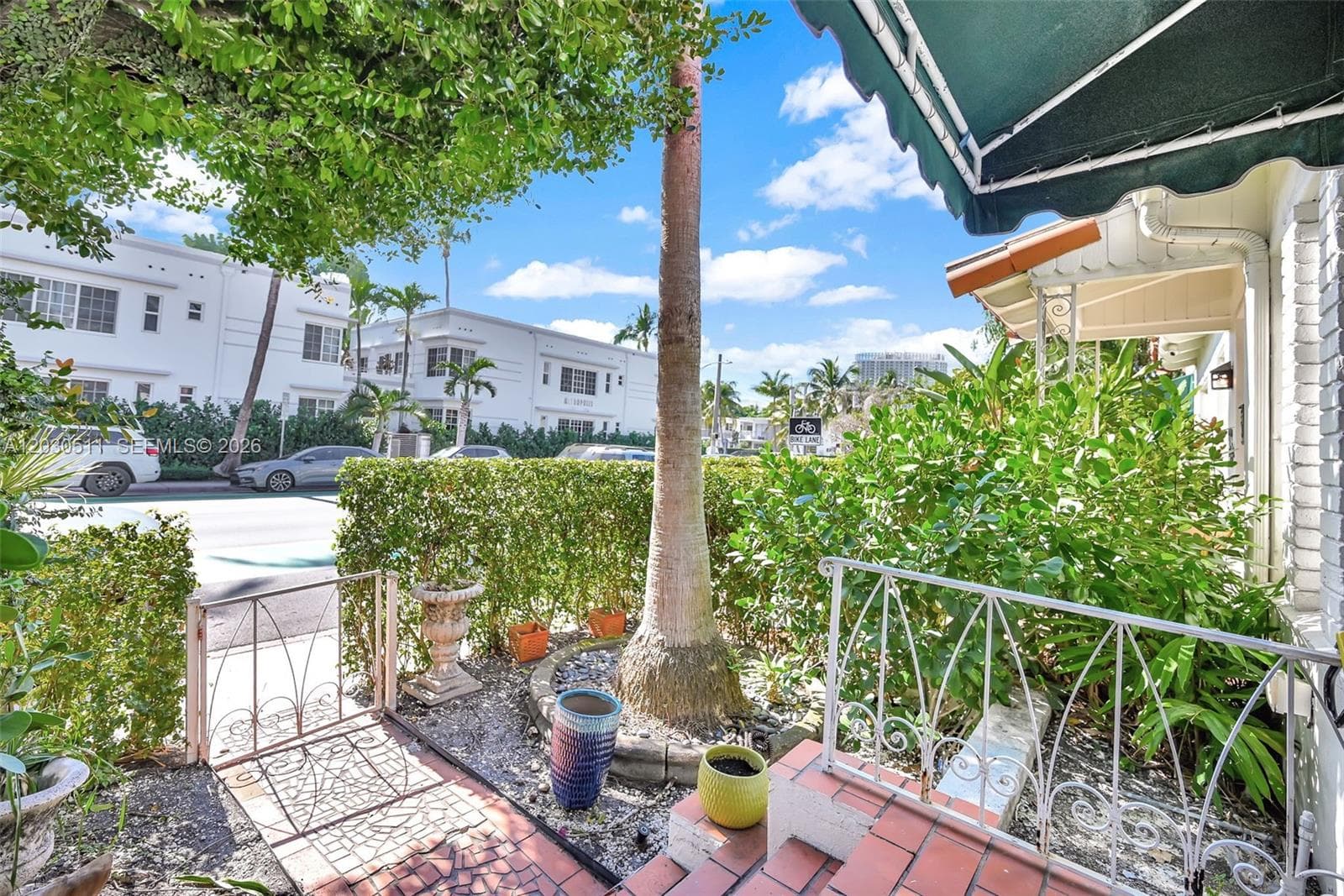 1605 Michigan Ave # 929, Miami Beach FL 33139 — 23