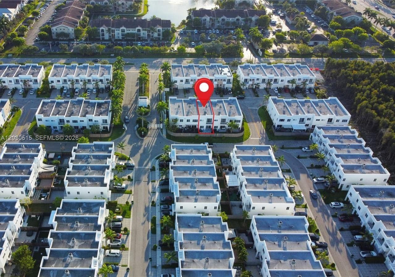 7221 NW 103rd Path, Doral FL 33178 — 47