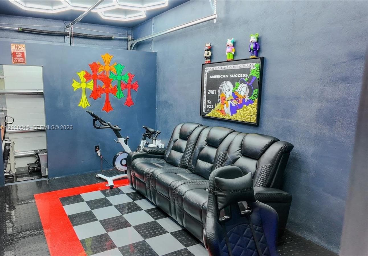 7221 NW 103rd Path, Doral FL 33178 — 9