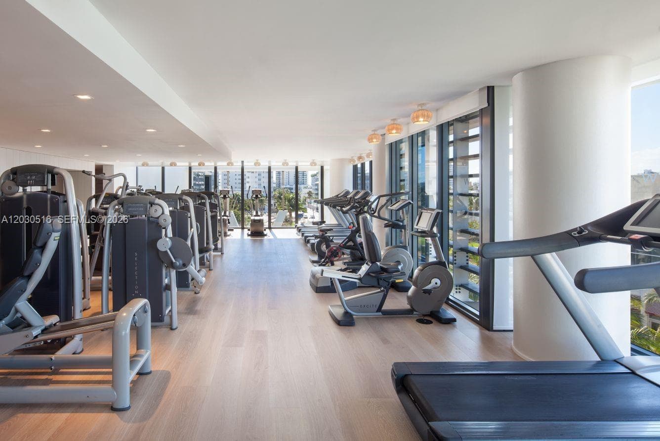 2201 Collins Ave # 707, Miami Beach FL 33139 — 11