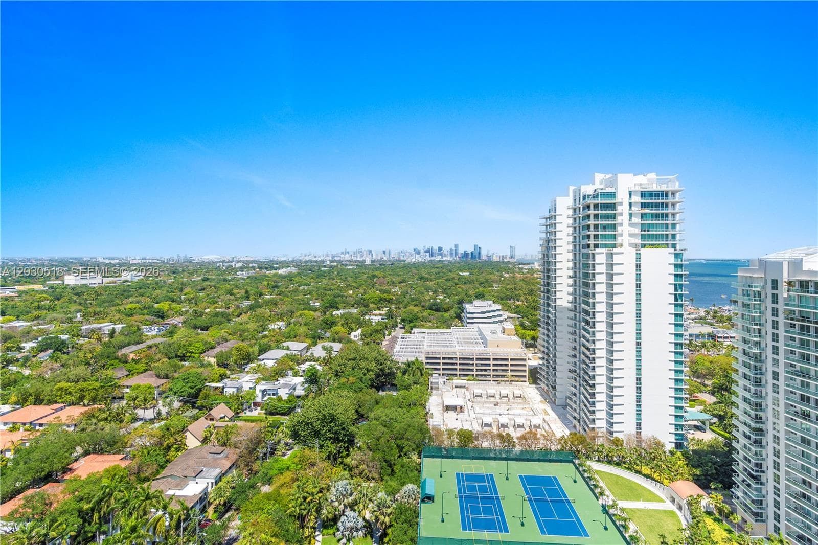 2678 Tigertail Ave, Miami FL 33133 — 43