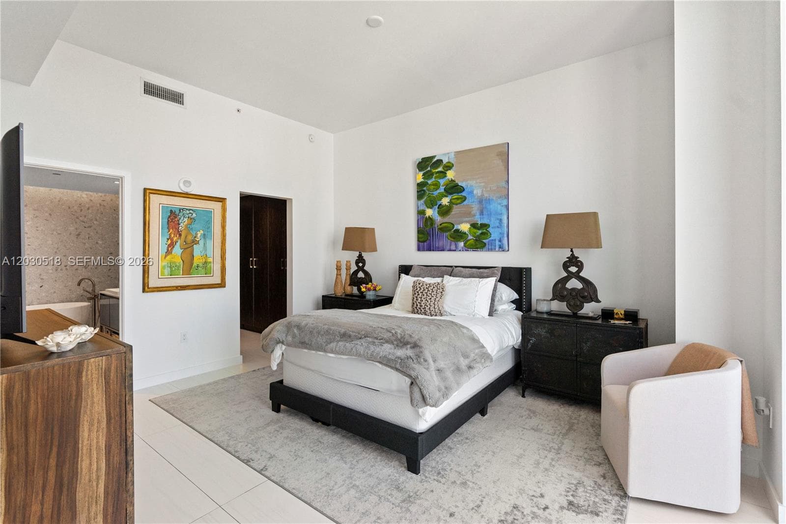 2678 Tigertail Ave, Miami FL 33133 — 16