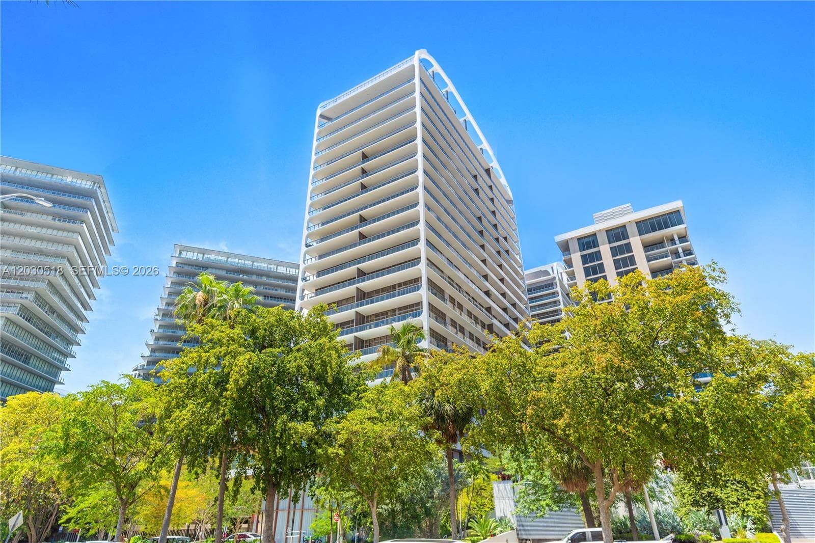 2678 Tigertail Ave, Miami FL 33133 — 39