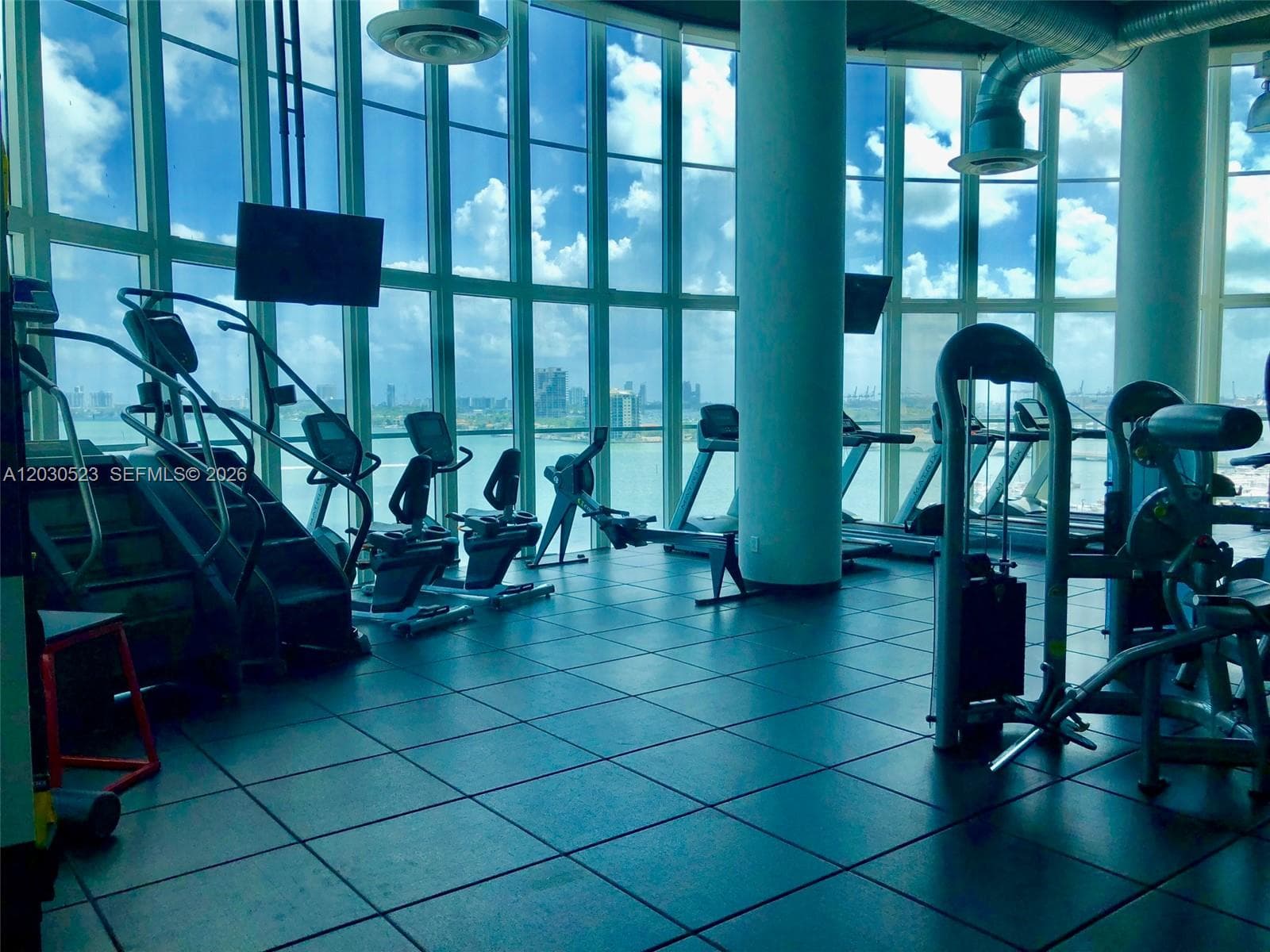 1800 N Bayshore Dr # 605, Miami FL 33132 — 43