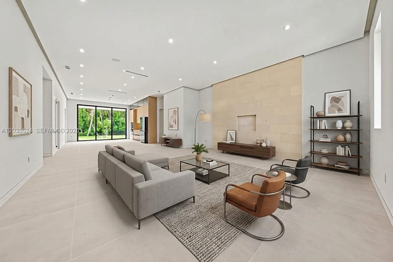 1910 SW 33rd Ave, Miami FL 33145 — 54