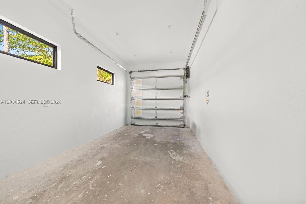 1910 SW 33rd Ave, Miami FL 33145 — 37