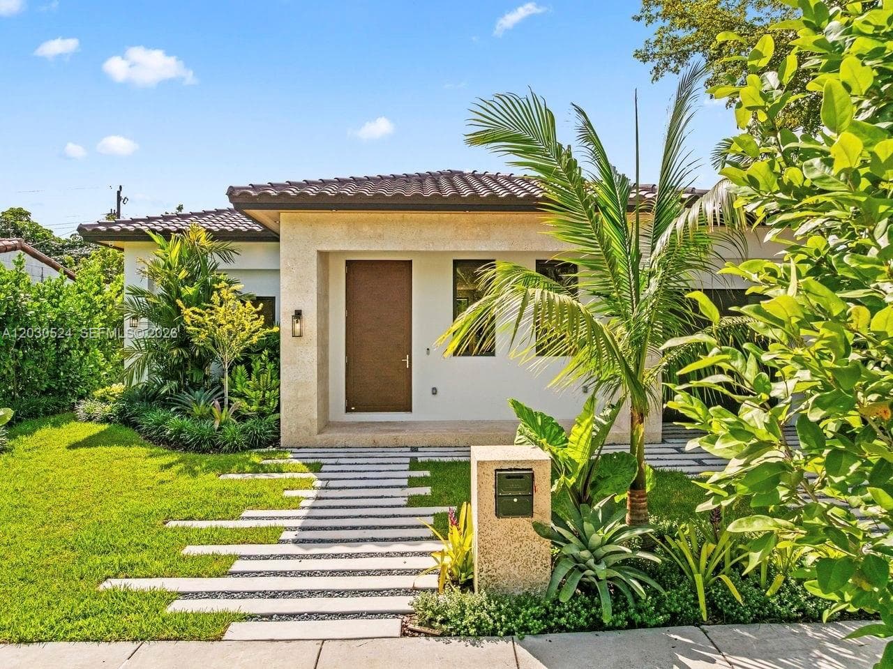 1910 SW 33rd Ave, Miami FL 33145 — 4