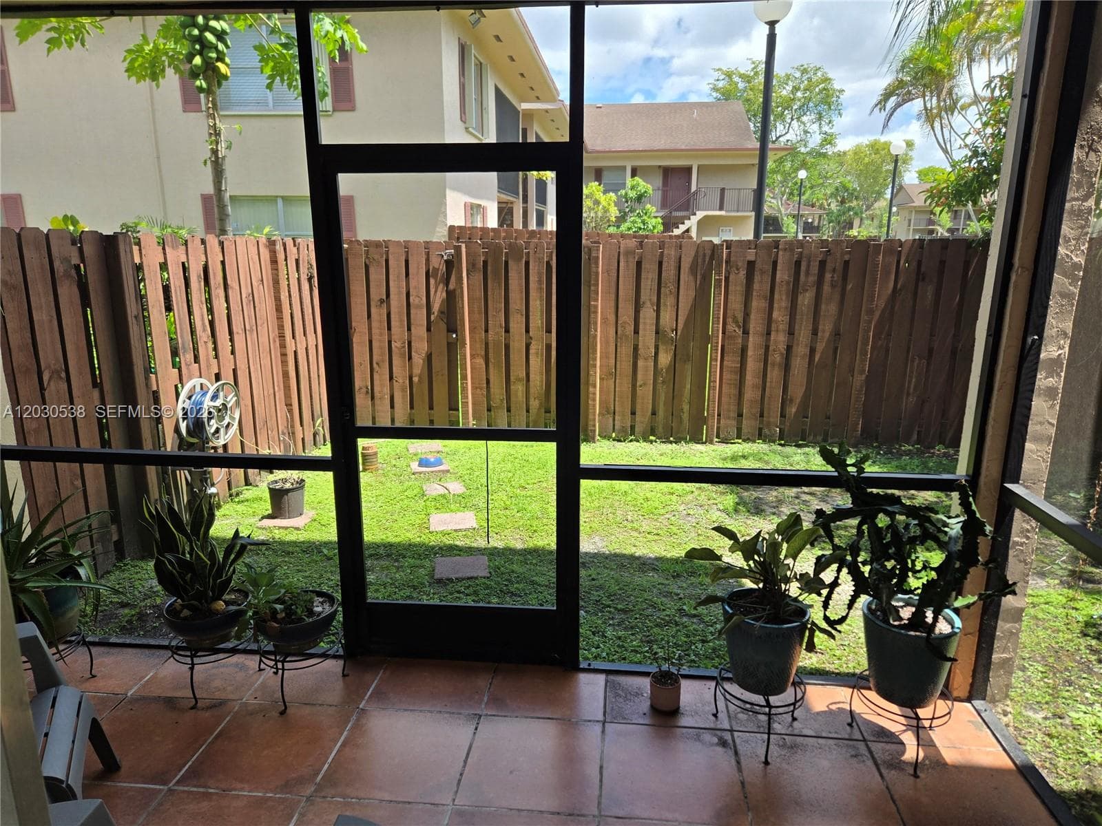 11213 SW 88 ST # 110B, Miami FL 33176 — 9