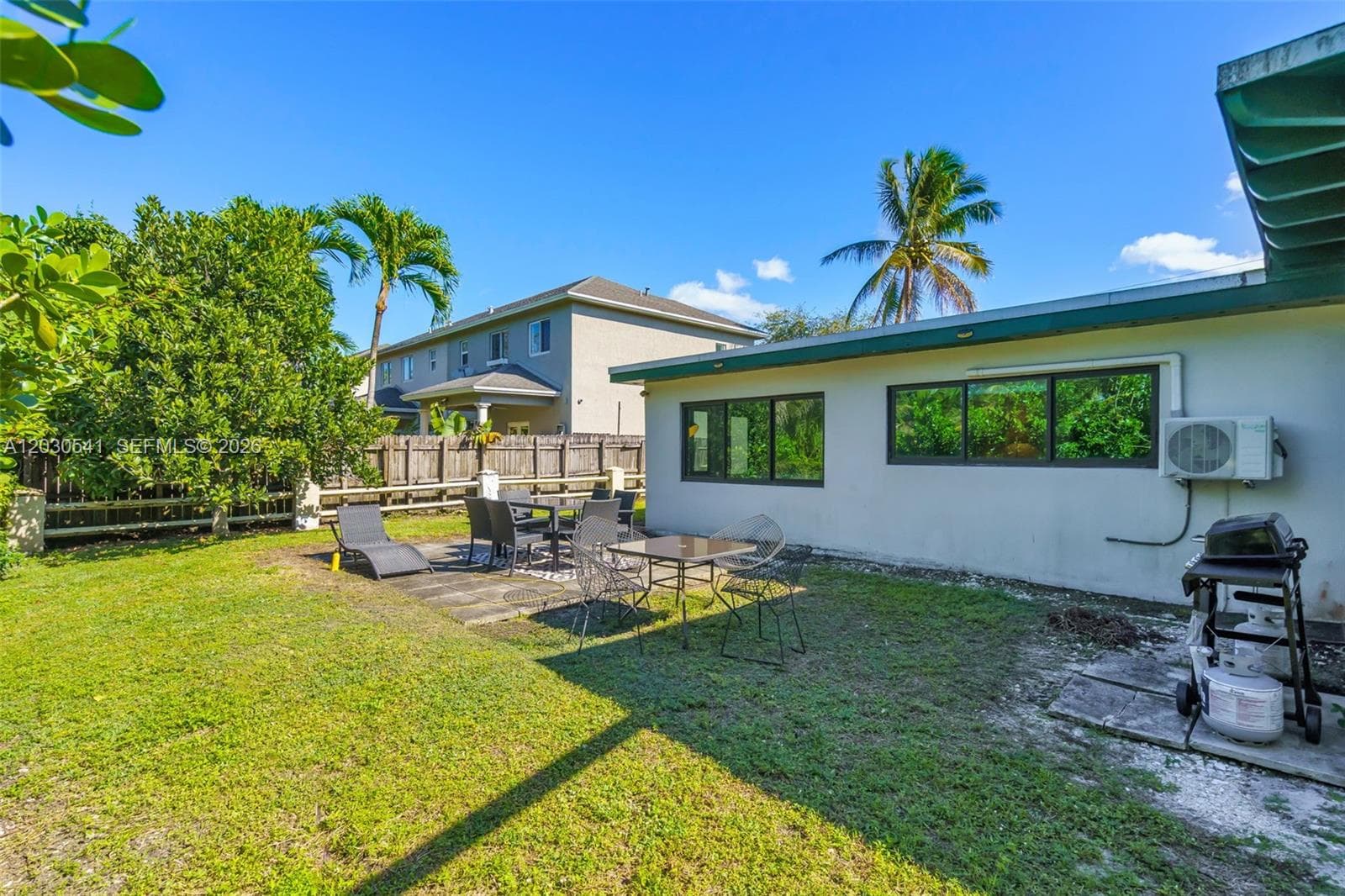 11534 NE 13th Ave, Miami FL 33161 — 26