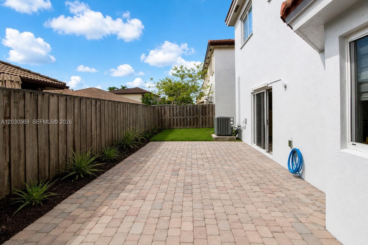 2564 SW 147th Path, Miami FL 33185 — 24