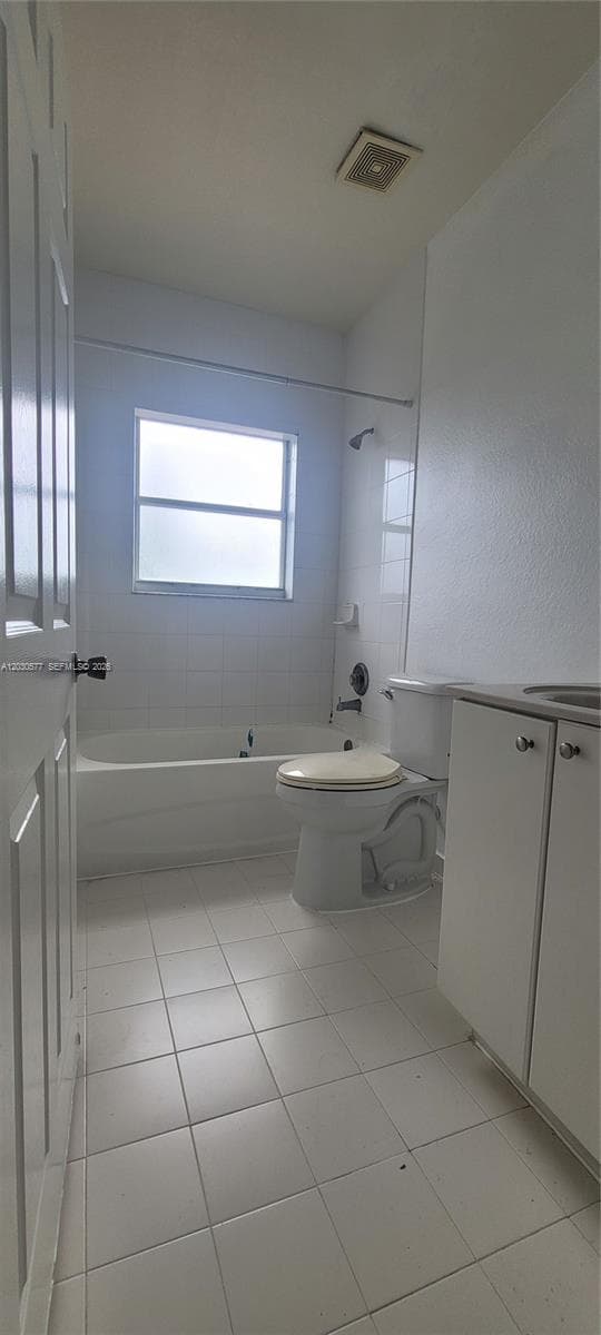 33 E 20th St # 203, Hialeah FL 33010 — 12