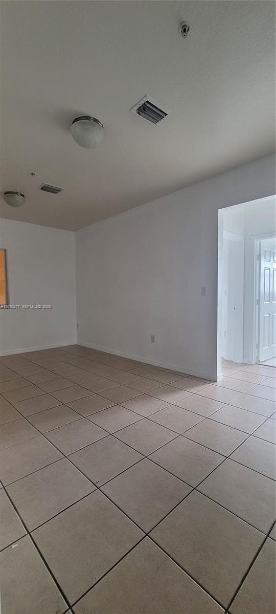 33 E 20th St # 203, Hialeah FL 33010 — 4