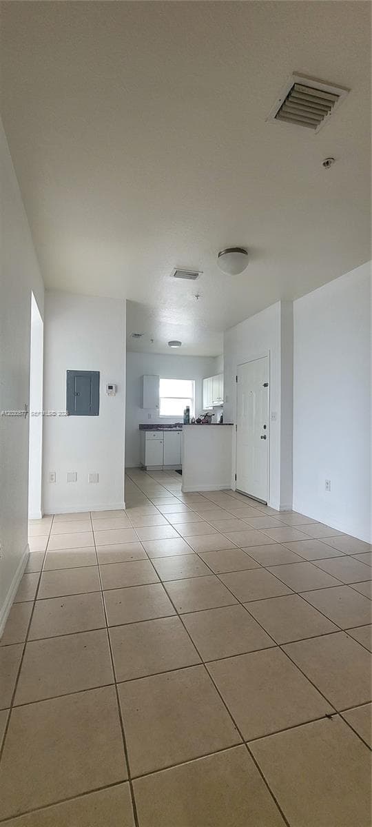 33 E 20th St # 203, Hialeah FL 33010 — 8