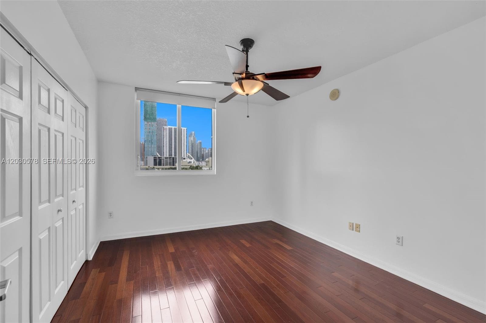275 NE 18th St # 706, Miami FL 33132 — 17