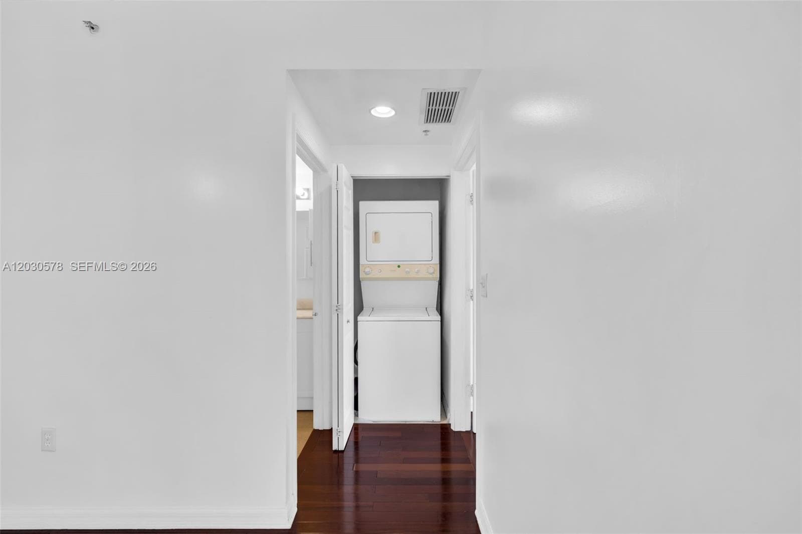 275 NE 18th St # 706, Miami FL 33132 — 20