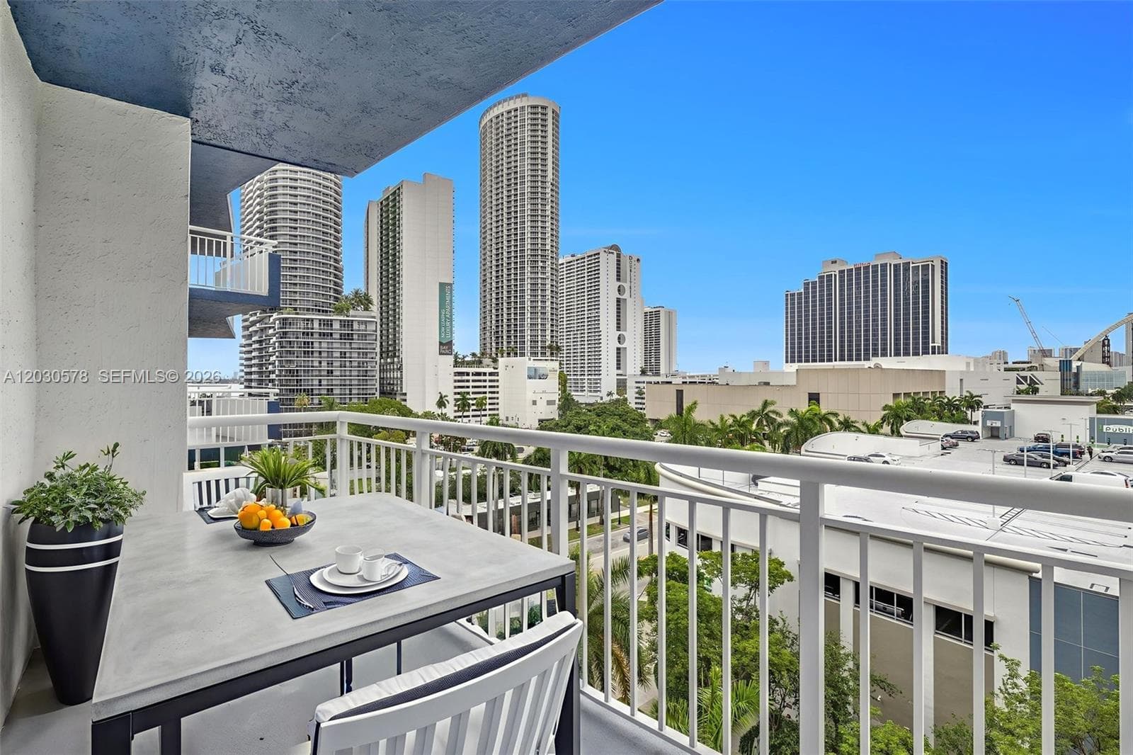 275 NE 18th St # 706, Miami FL 33132 — 9