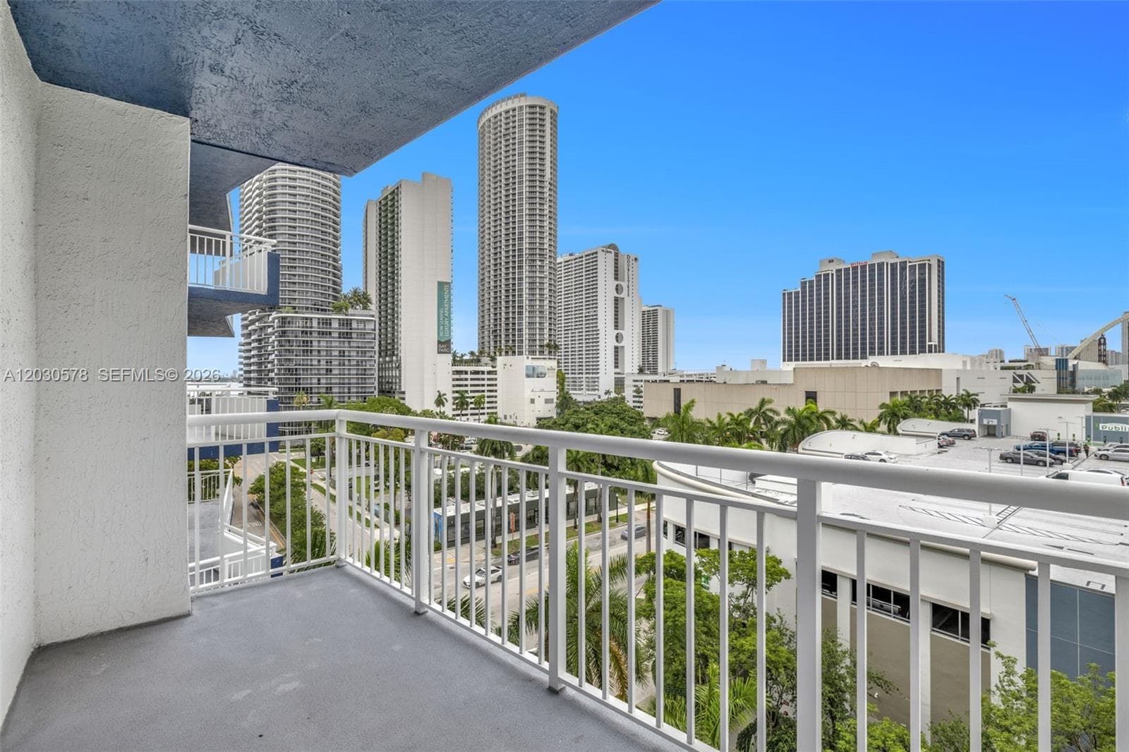 275 NE 18th St # 706, Miami FL 33132 — 8