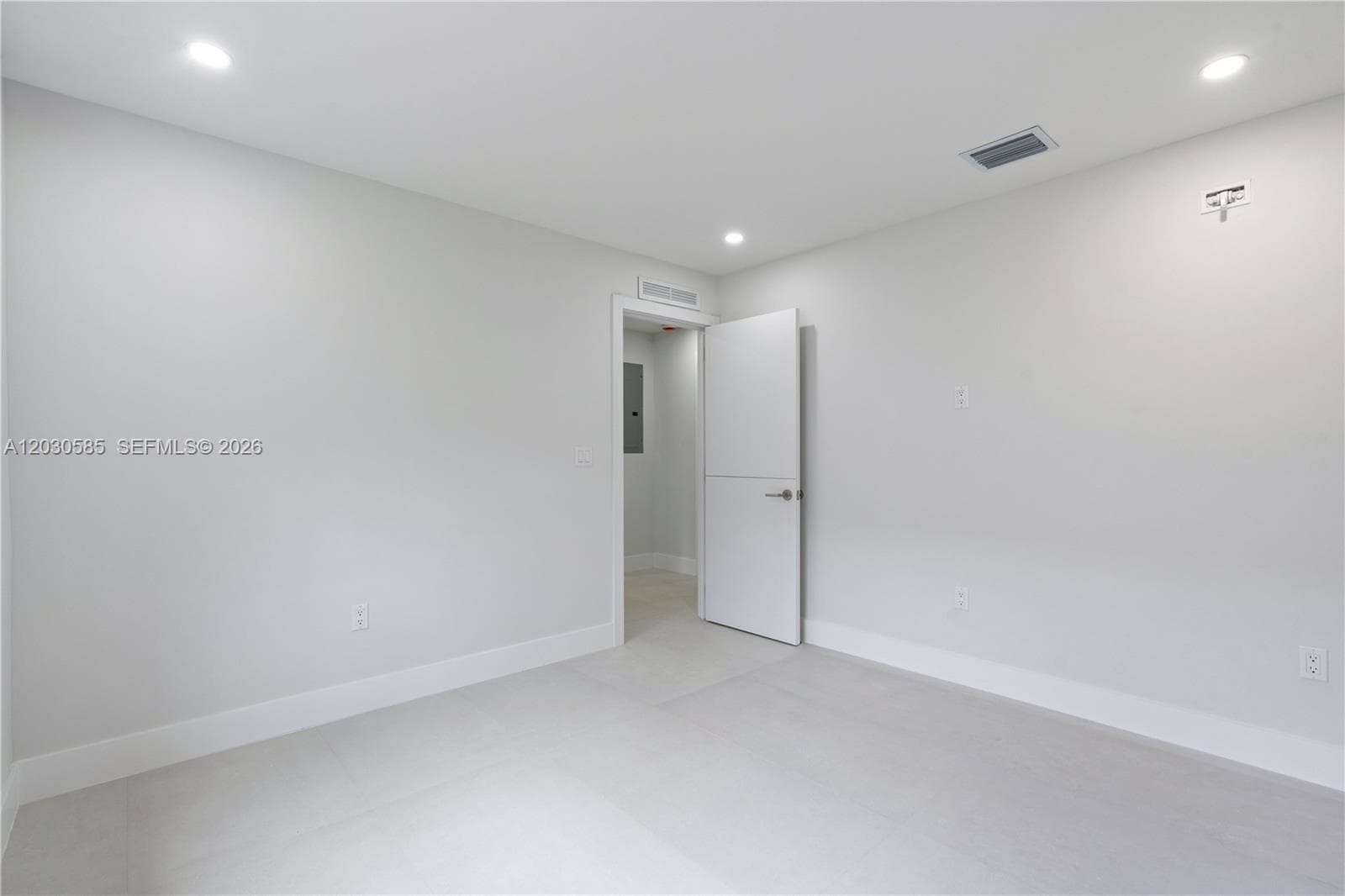 2286 SW 21st Ave, Miami FL 33145 — 26