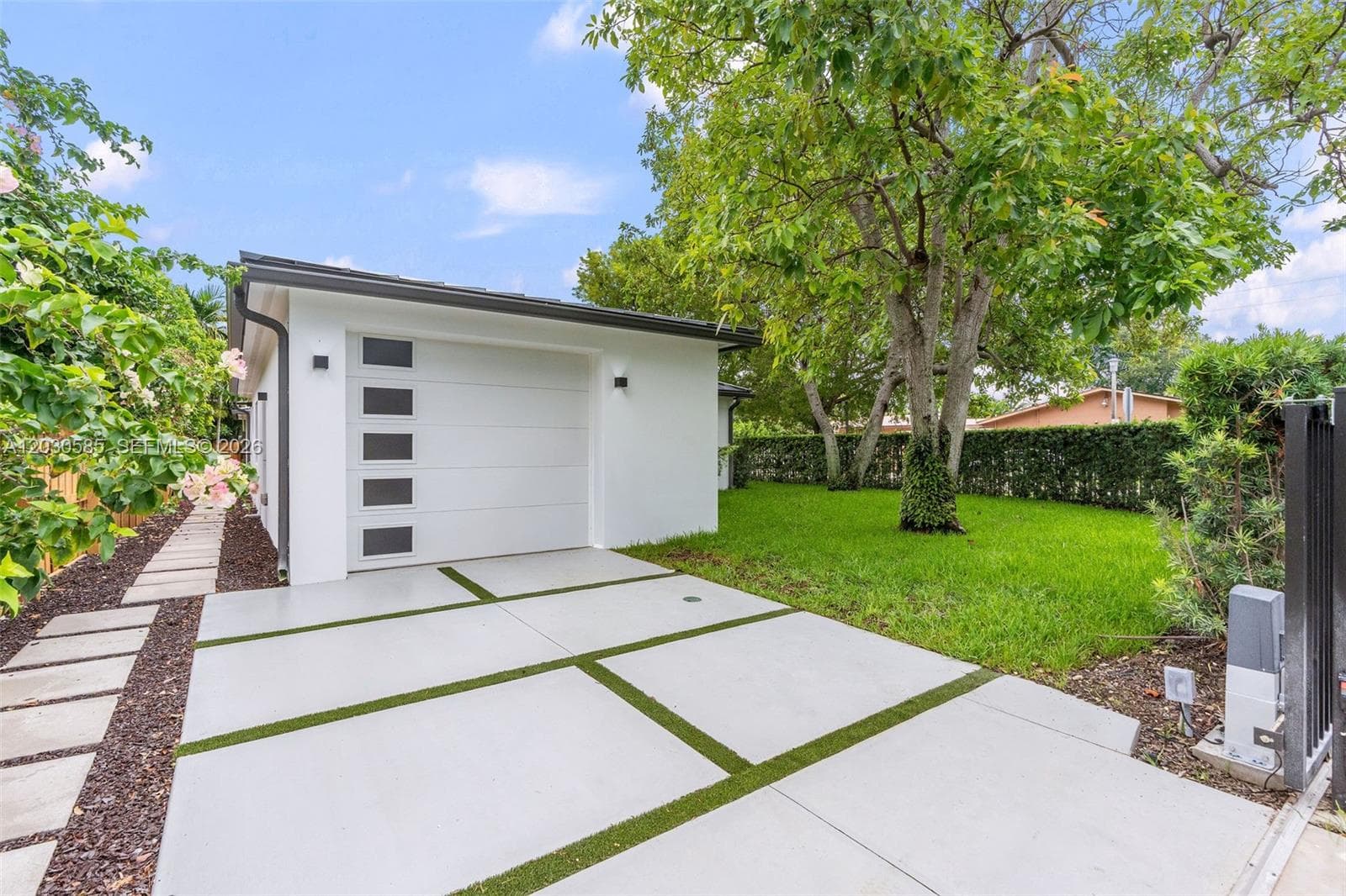 2286 SW 21st Ave, Miami FL 33145 — 3
