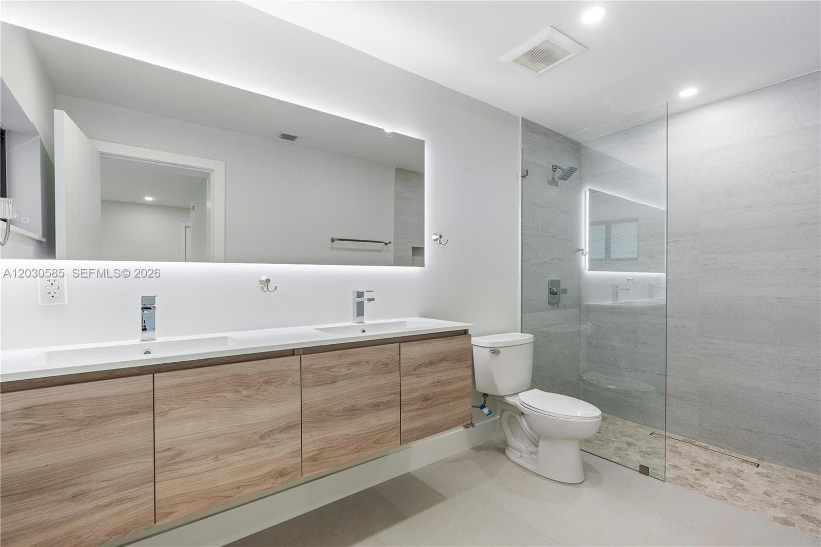 2286 SW 21st Ave, Miami FL 33145 — 24