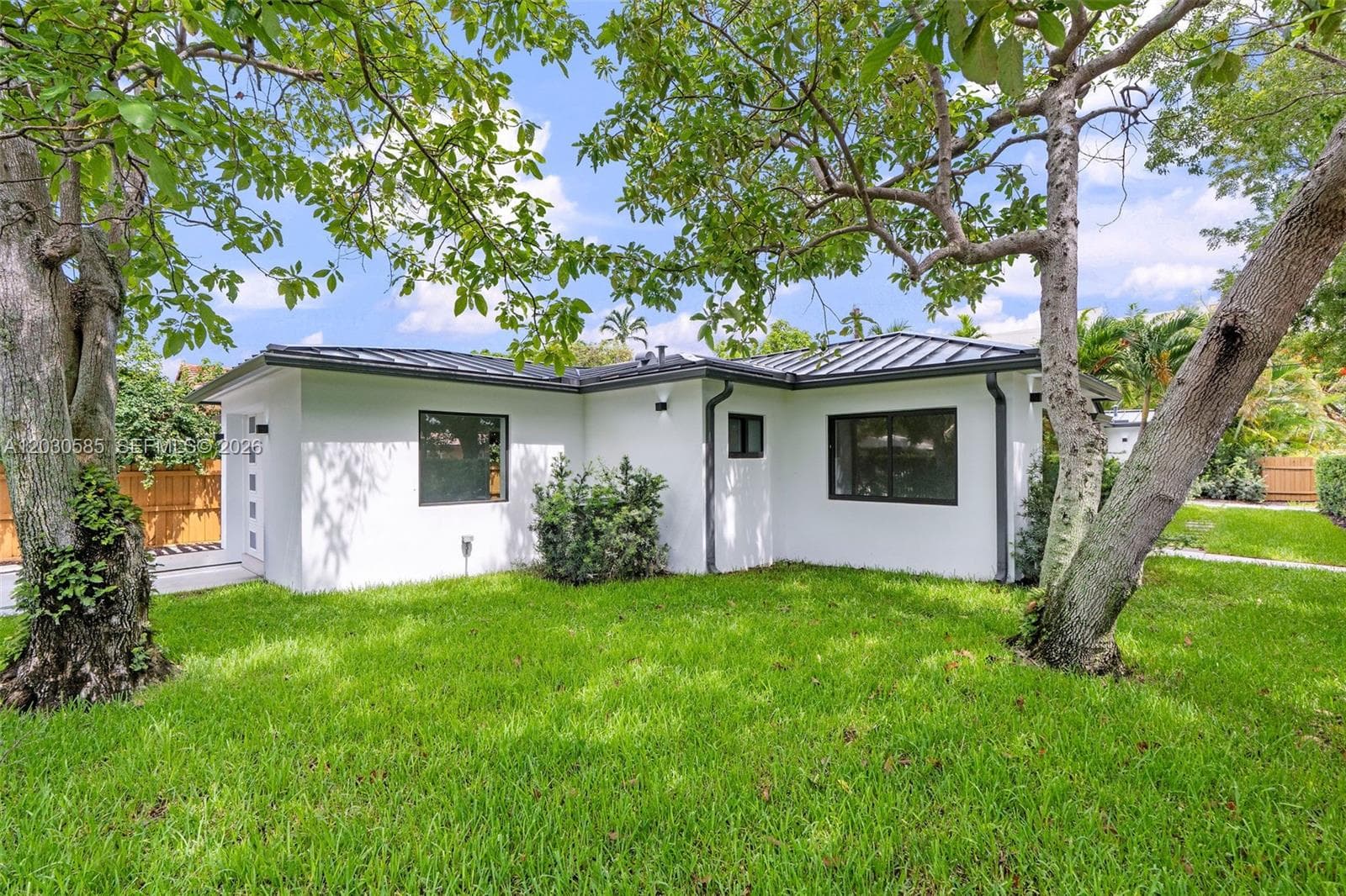 2286 SW 21st Ave, Miami FL 33145 — 38