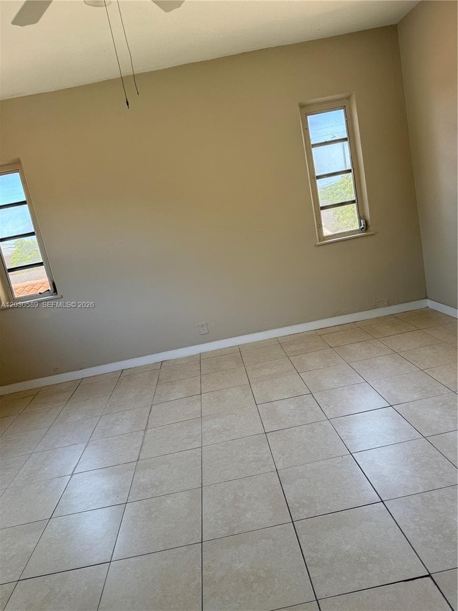 1422 NW 26th Ave, Miami FL 33125 — 12