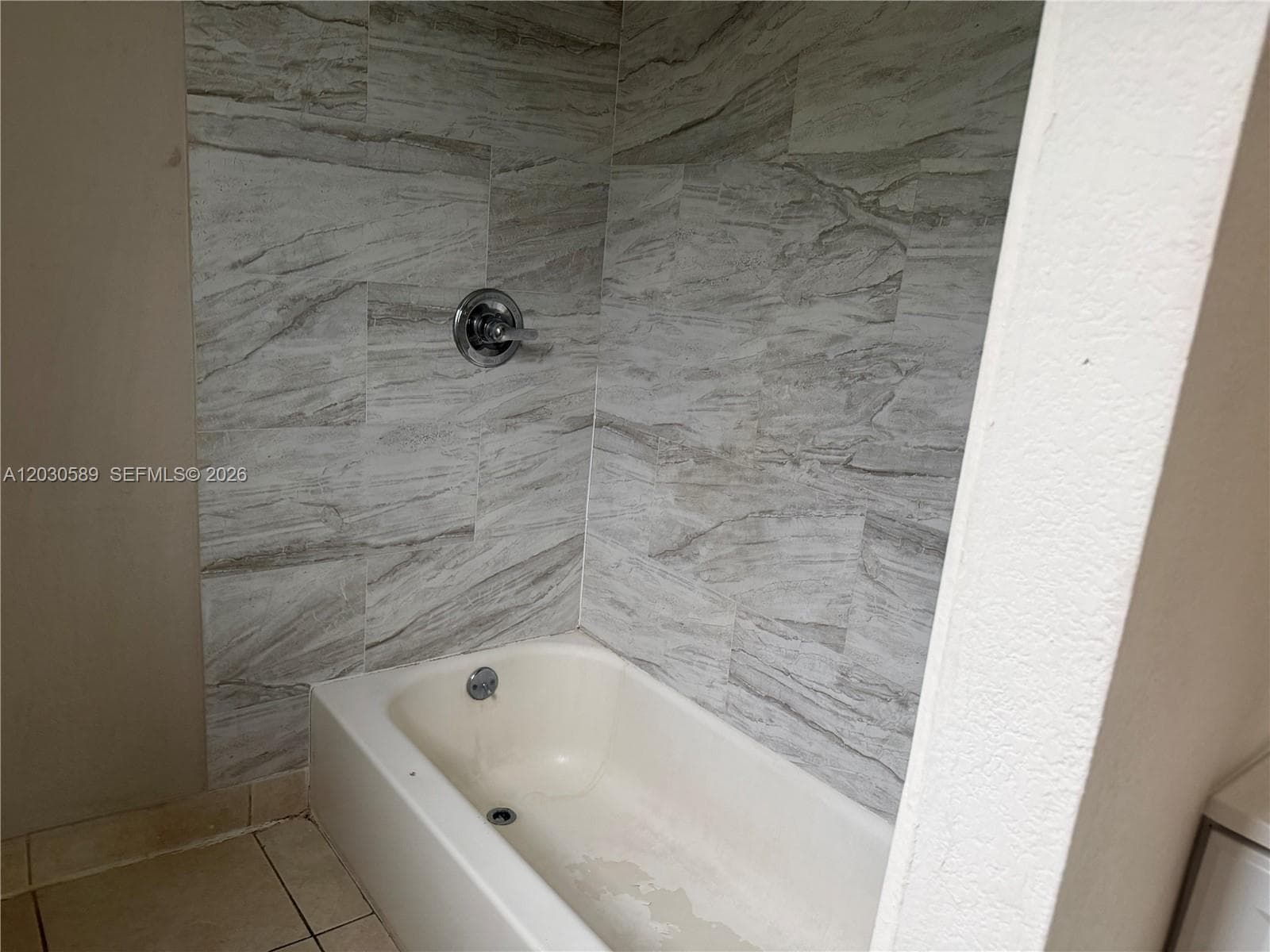 1422 NW 26th Ave, Miami FL 33125 — 9