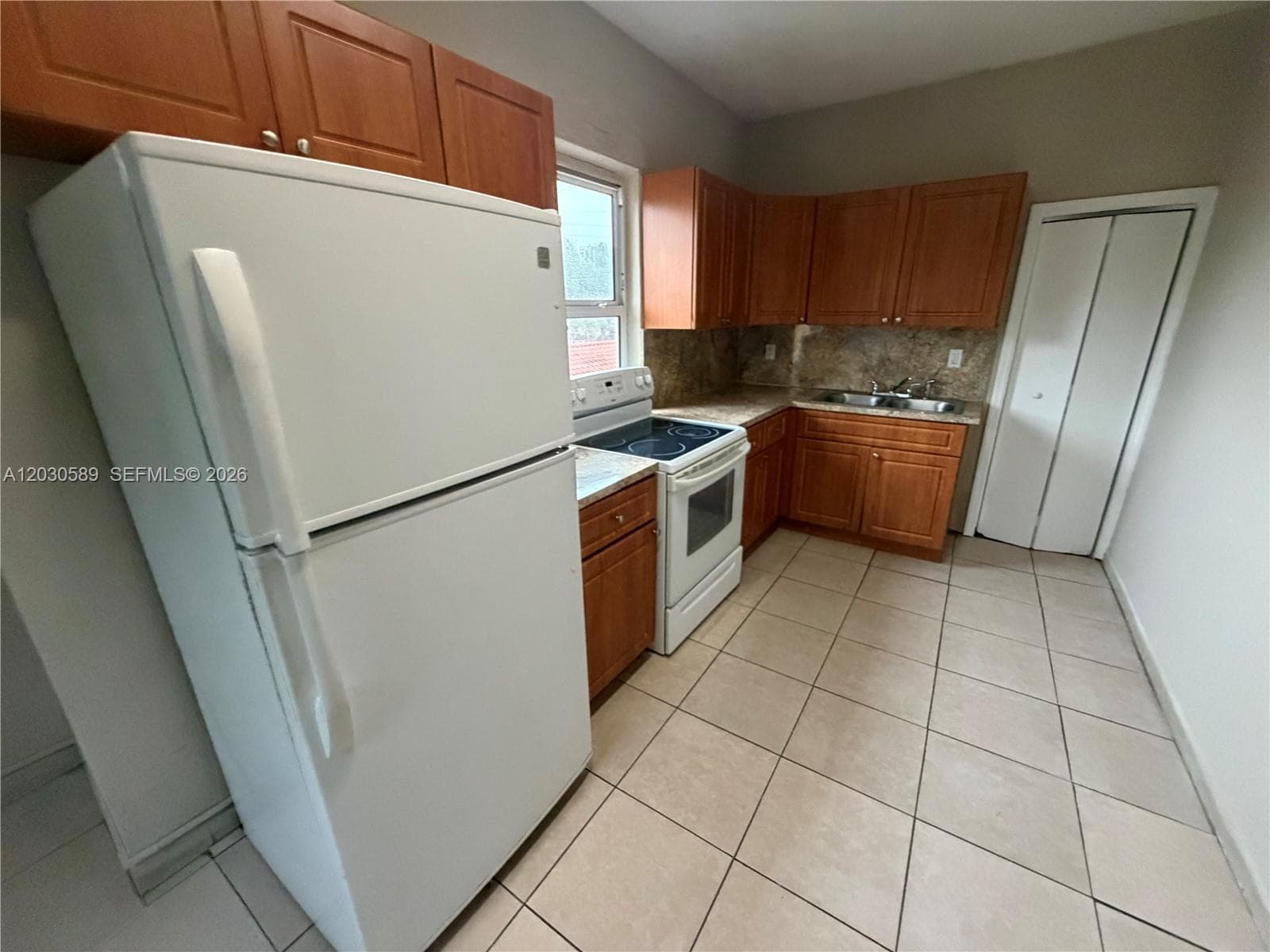 1422 NW 26th Ave, Miami FL 33125 — 4