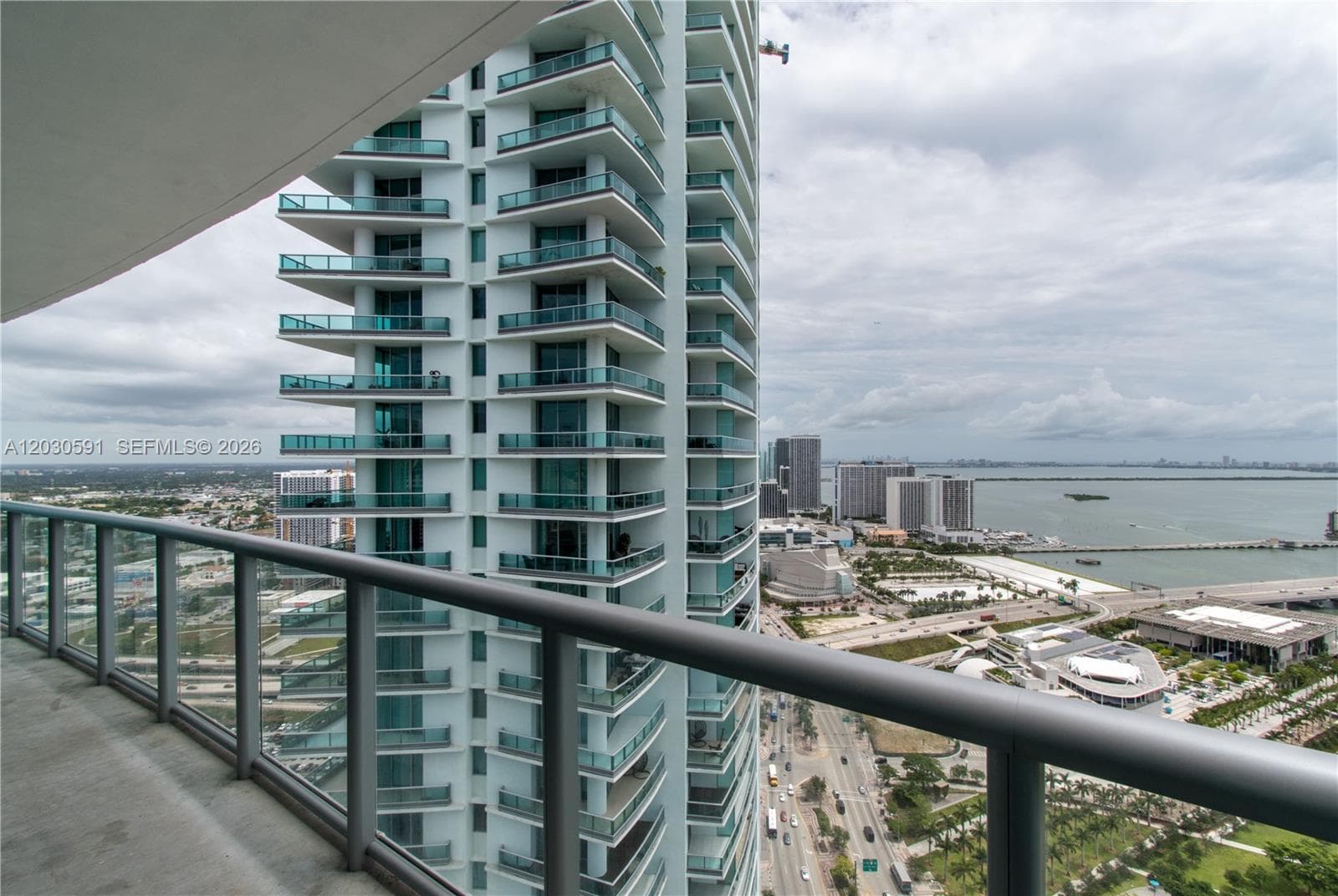 888 Biscayne Blvd # 4112, Miami FL 33132 — 23