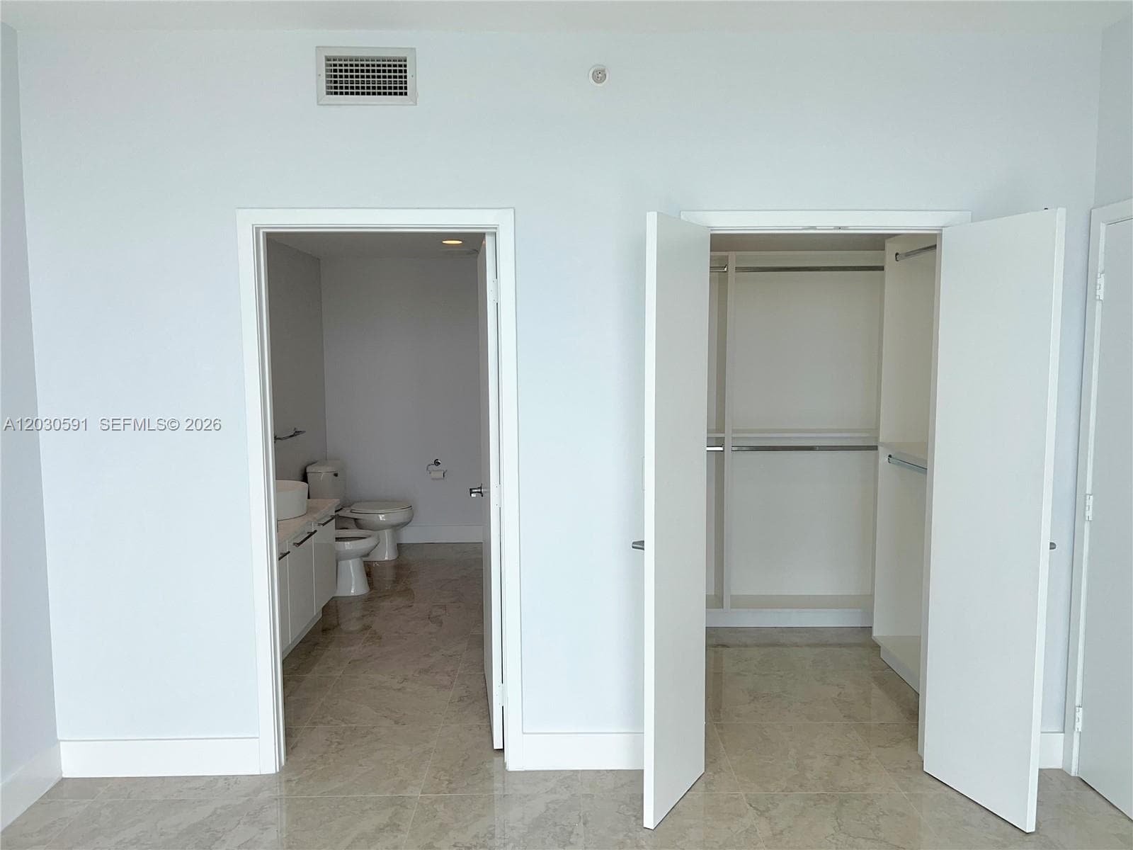 888 Biscayne Blvd # 4112, Miami FL 33132 — 16
