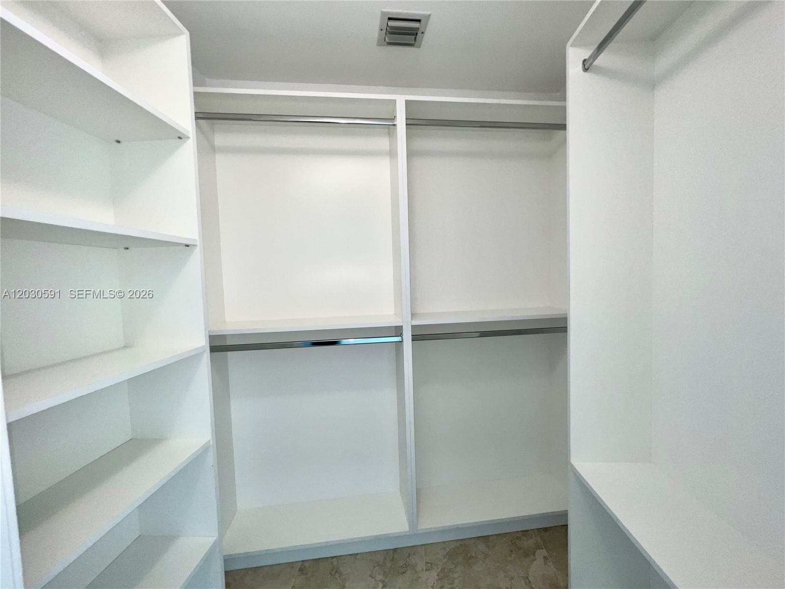 888 Biscayne Blvd # 4112, Miami FL 33132 — 22