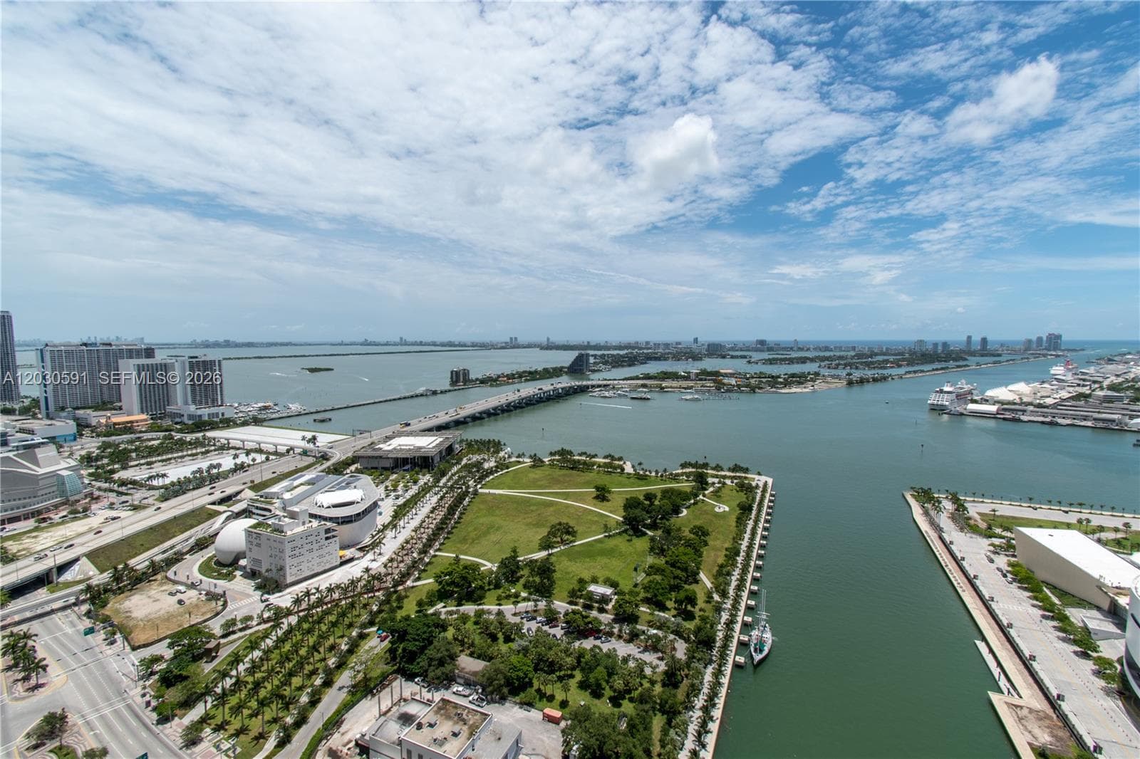 888 Biscayne Blvd # 4112, Miami FL 33132 — 34