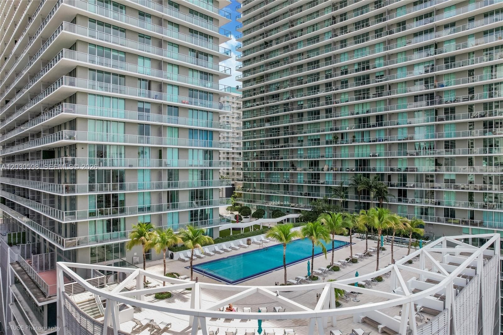 79 SW 12th St, Miami FL 33130 — 33