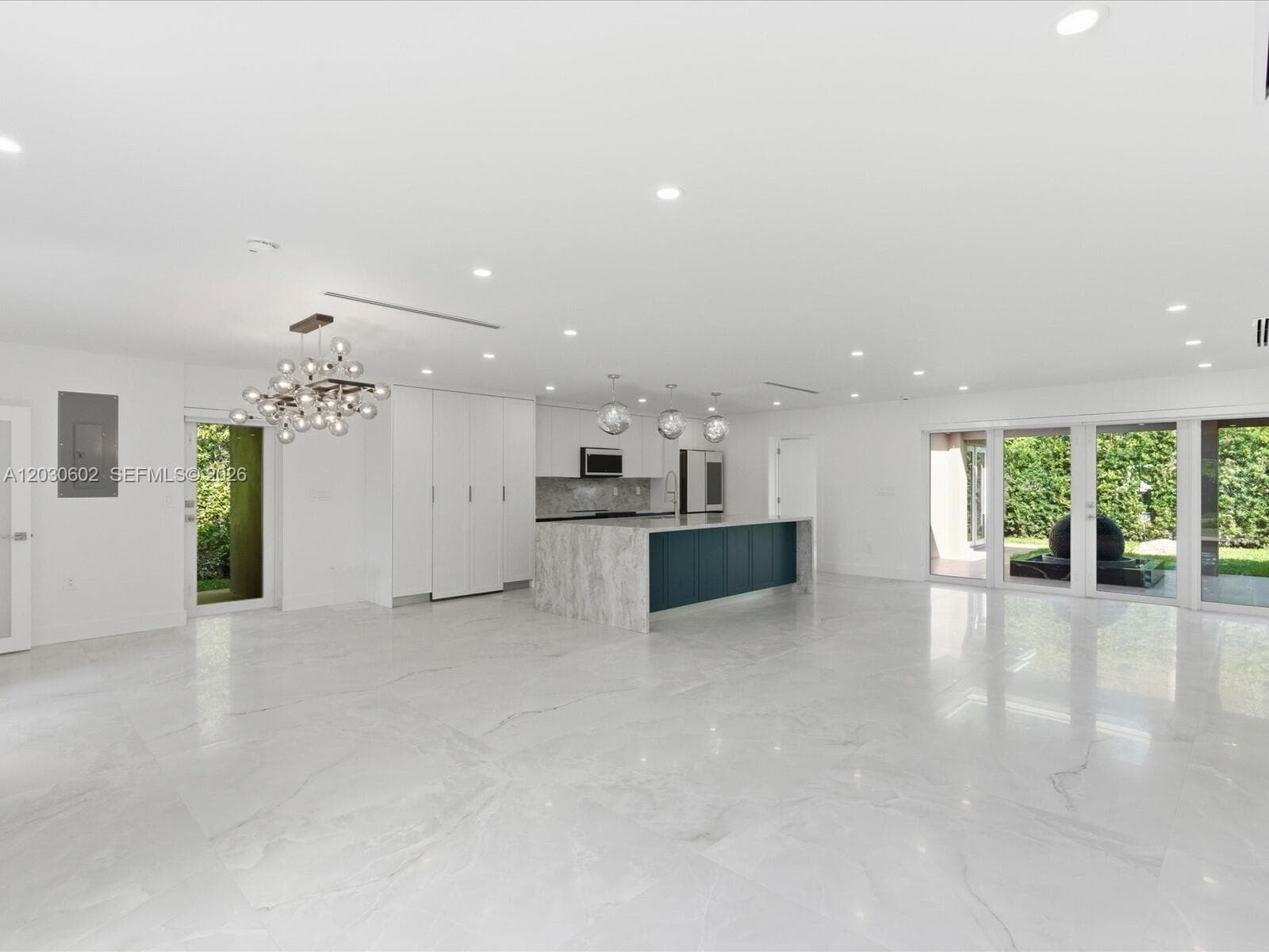 291 E Shore Dr E, Miami FL 33133 — 23