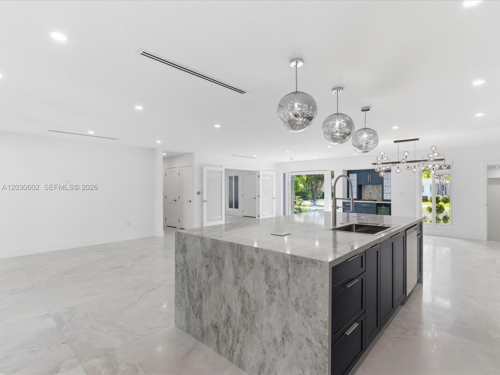 291 E Shore Dr E, Miami FL 33133 — 76