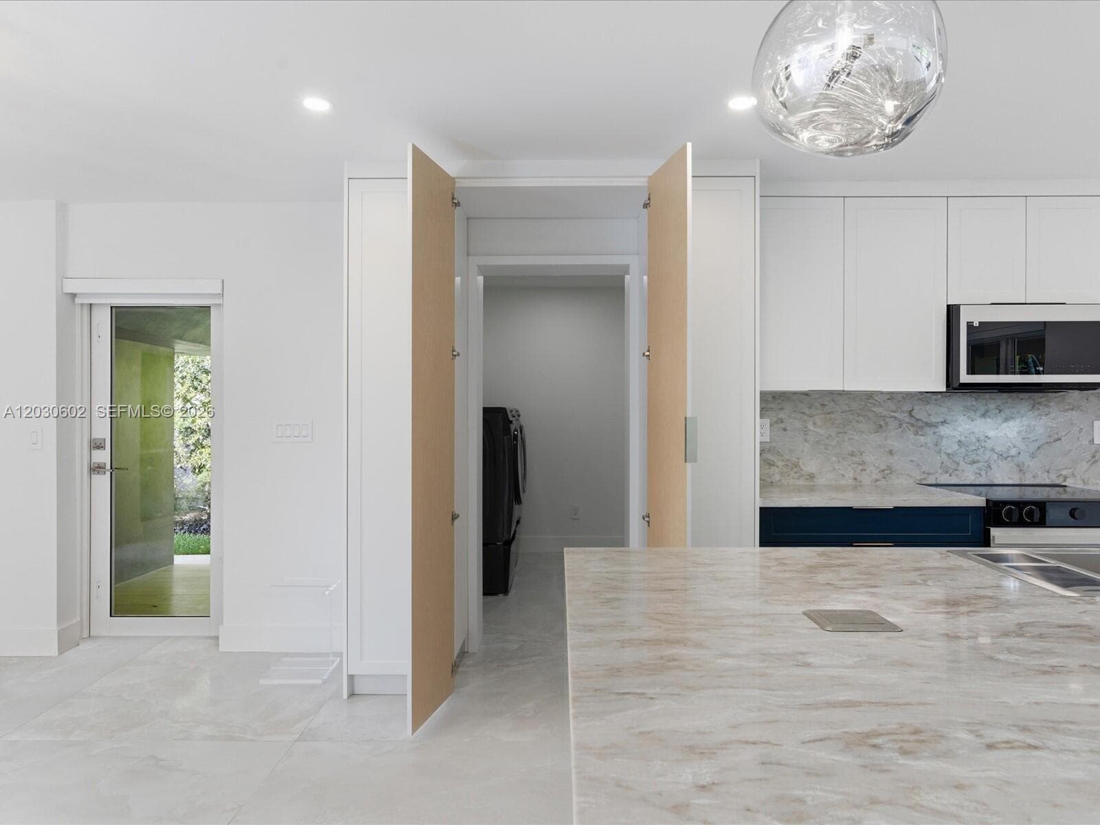 291 E Shore Dr E, Miami FL 33133 — 42