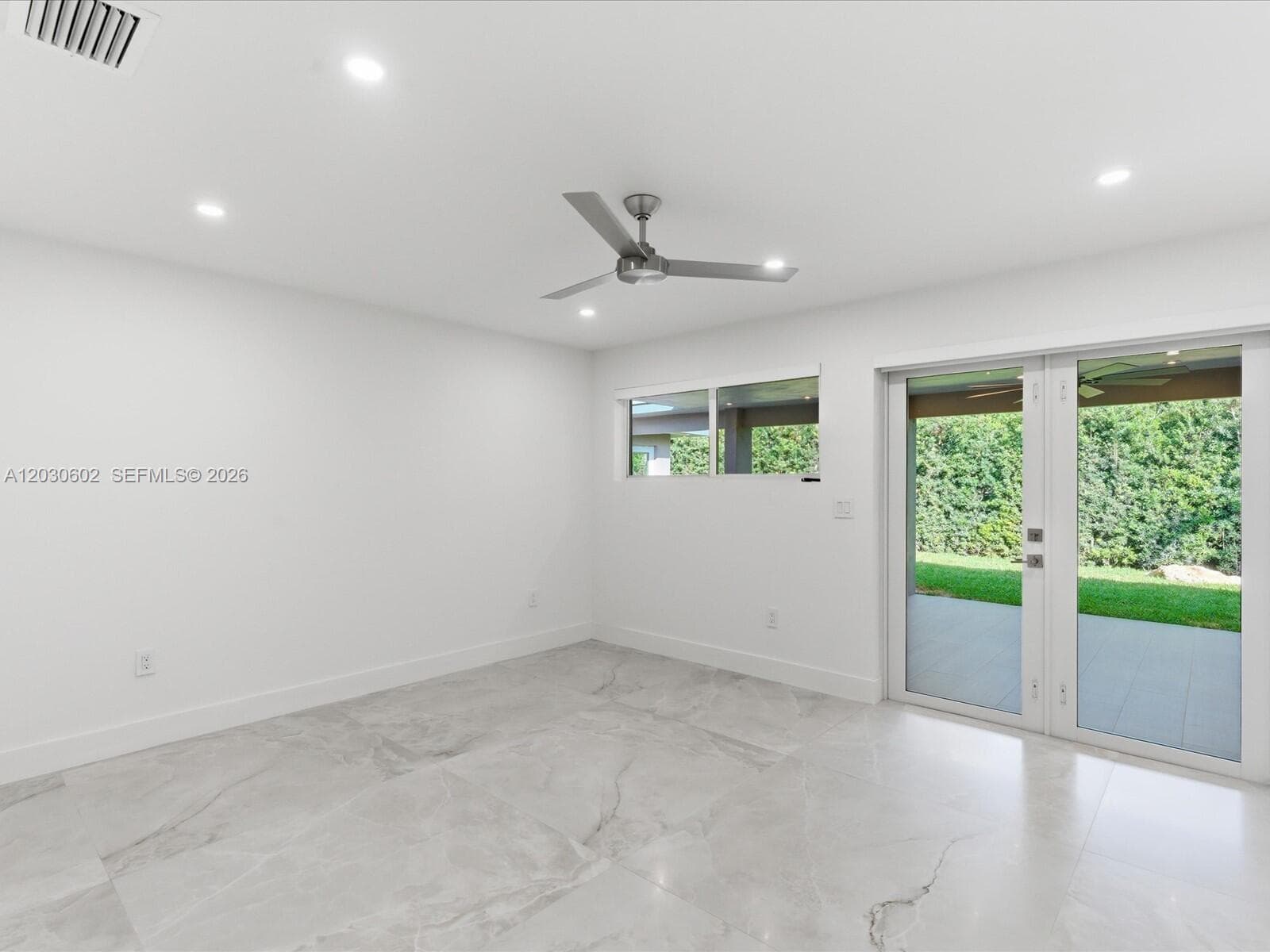 291 E Shore Dr E, Miami FL 33133 — 3
