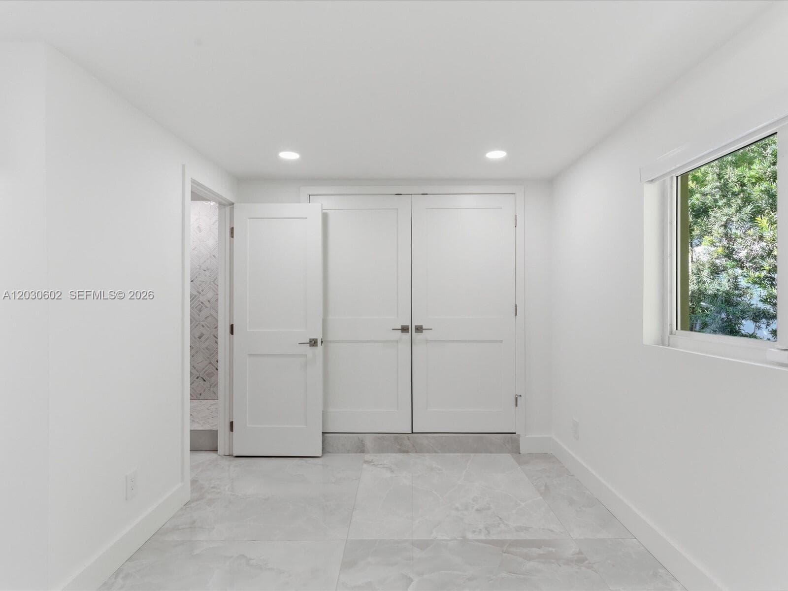 291 E Shore Dr E, Miami FL 33133 — 66