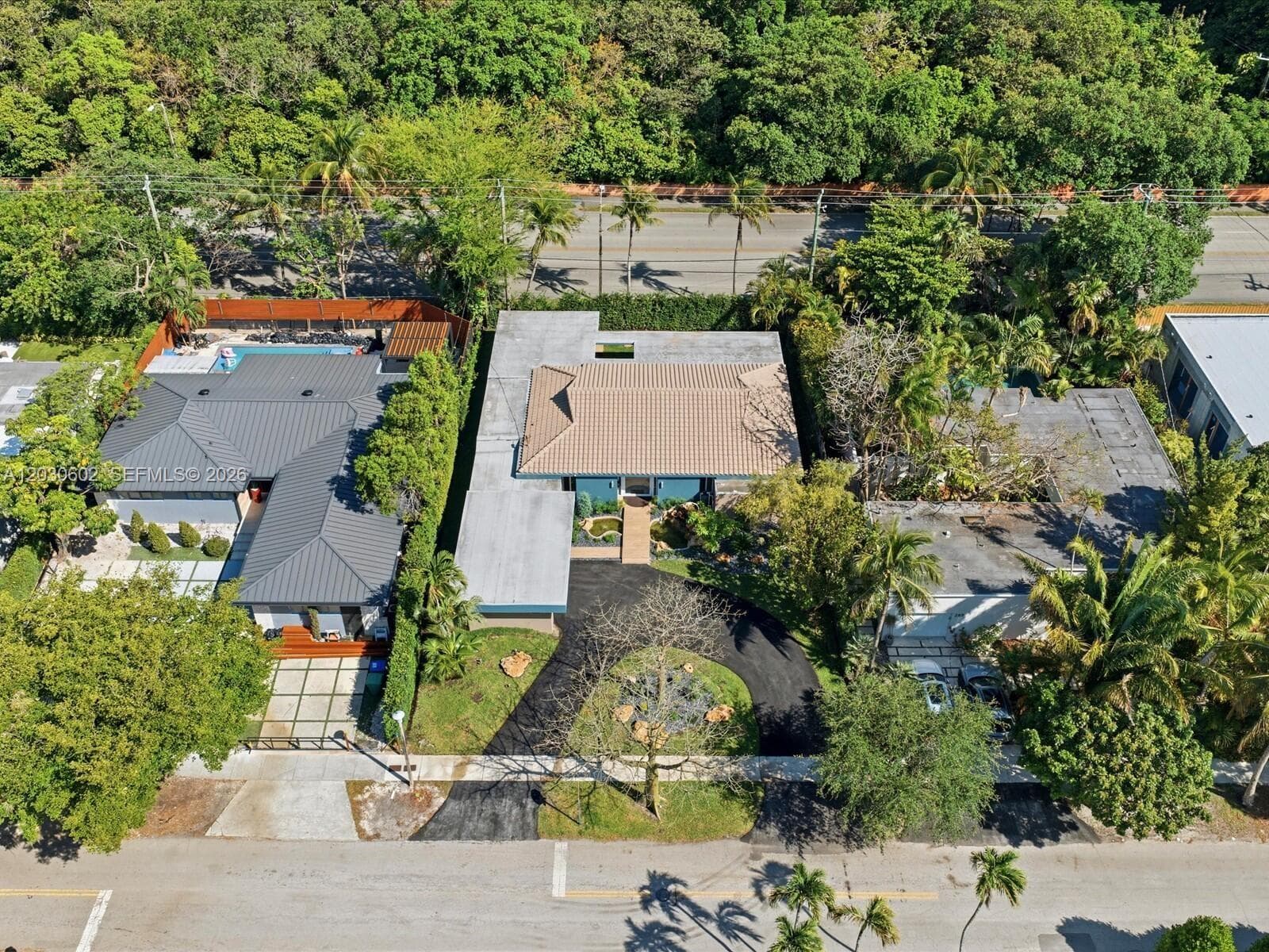 291 E Shore Dr E, Miami FL 33133 — 79