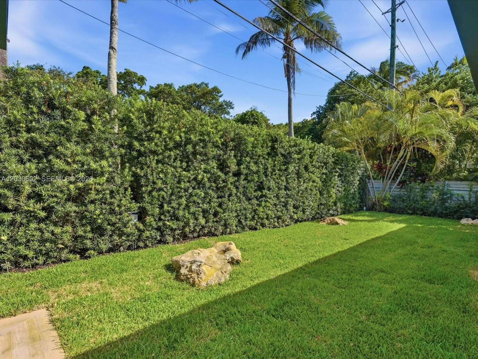 291 E Shore Dr E, Miami FL 33133 — 86