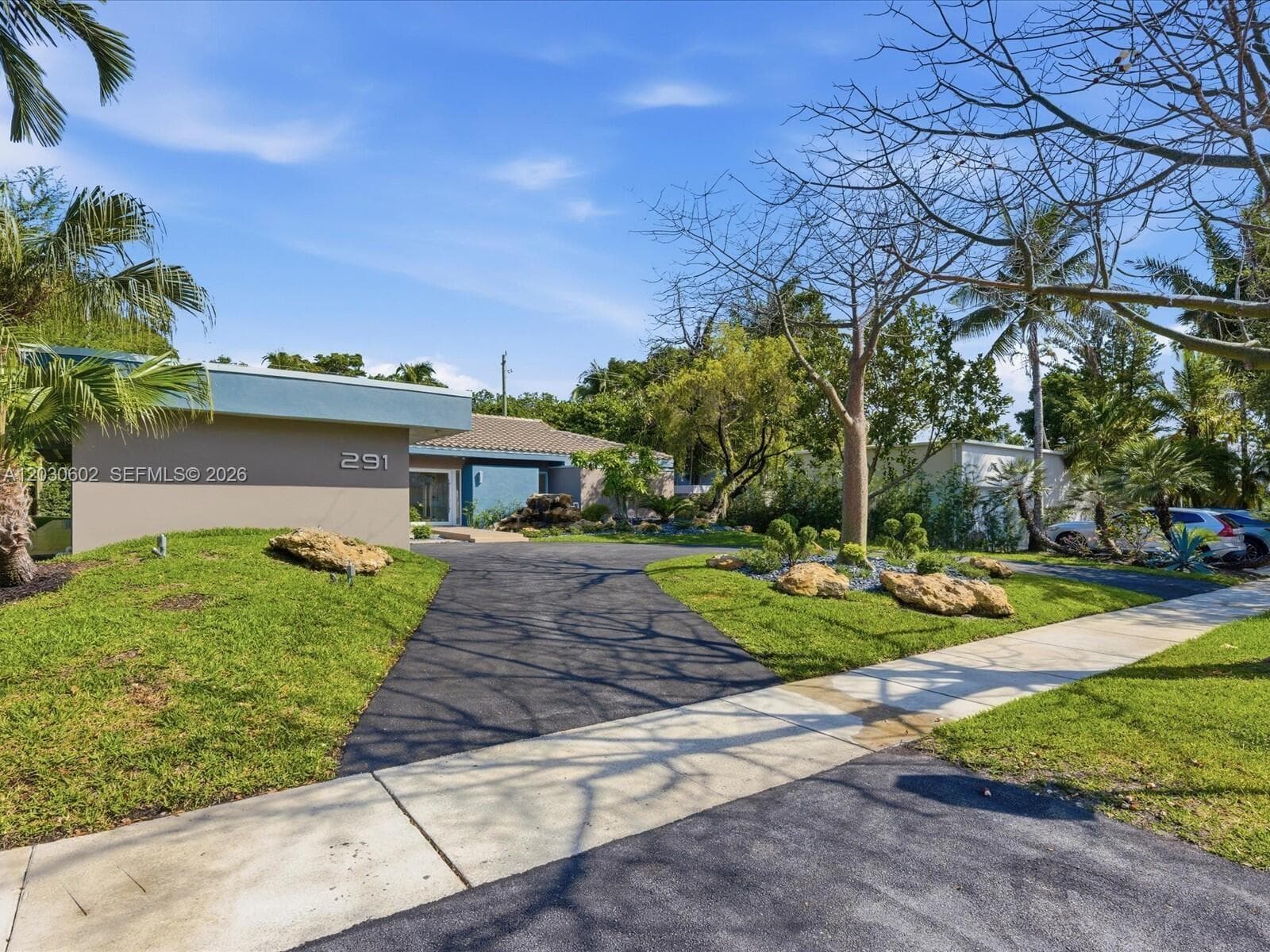 291 E Shore Dr E, Miami FL 33133 — 65
