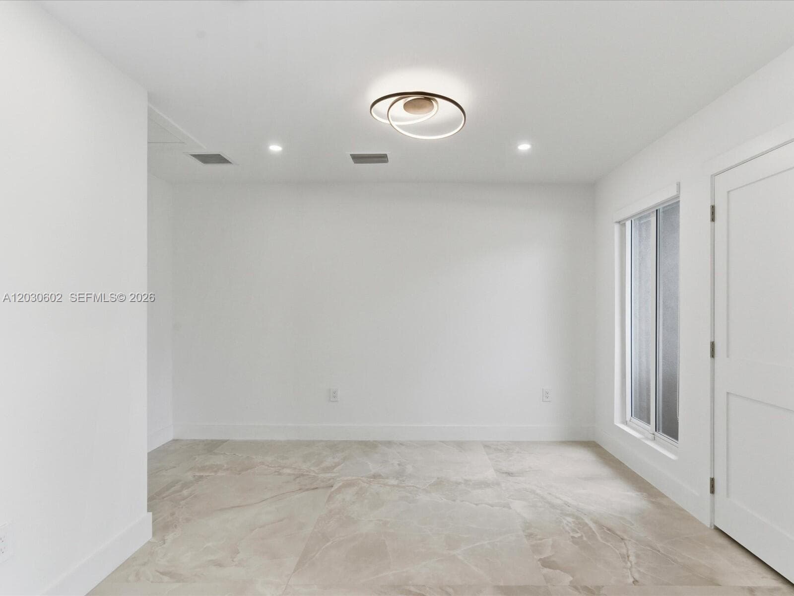 291 E Shore Dr E, Miami FL 33133 — 41