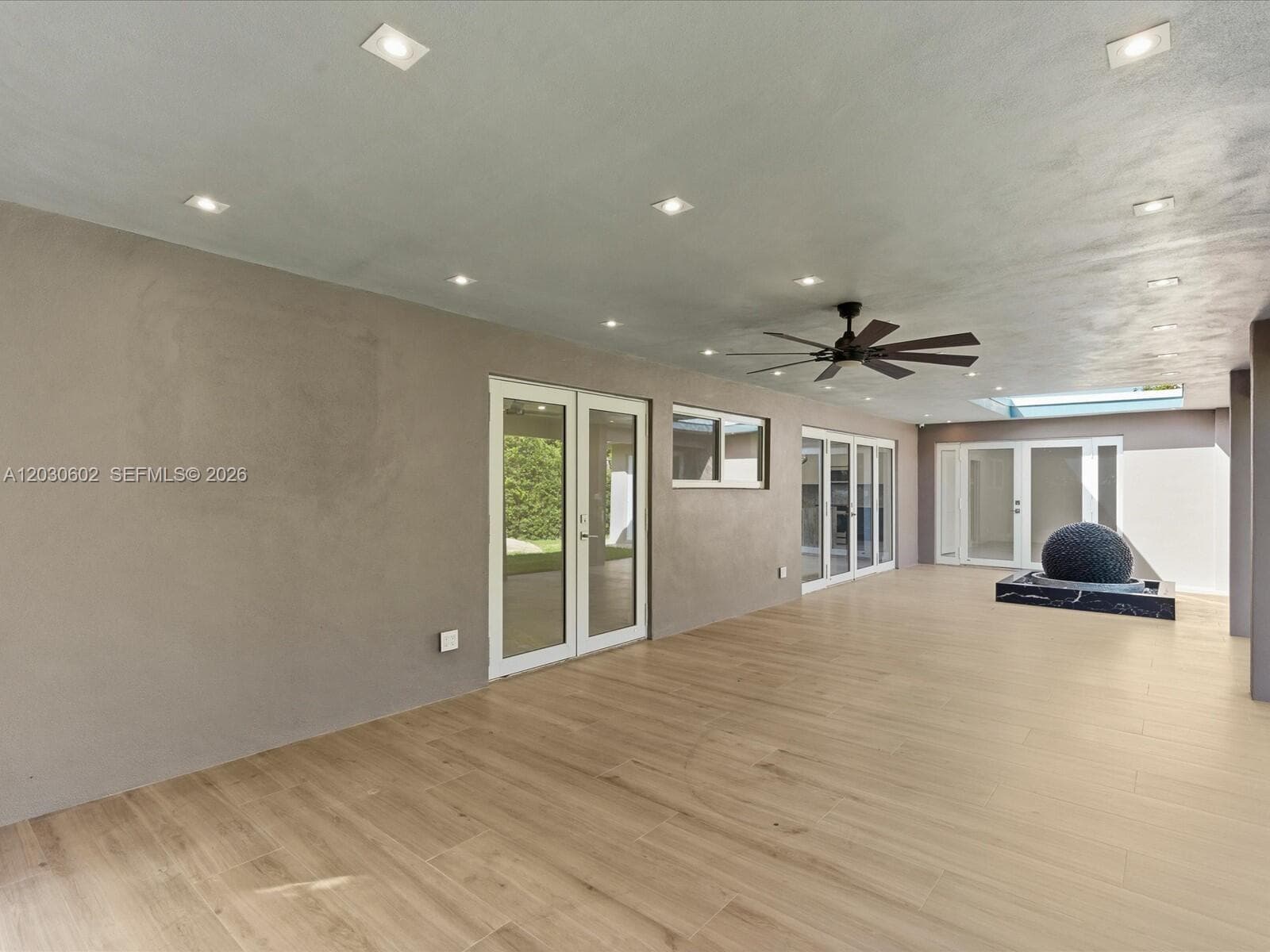 291 E Shore Dr E, Miami FL 33133 — 35