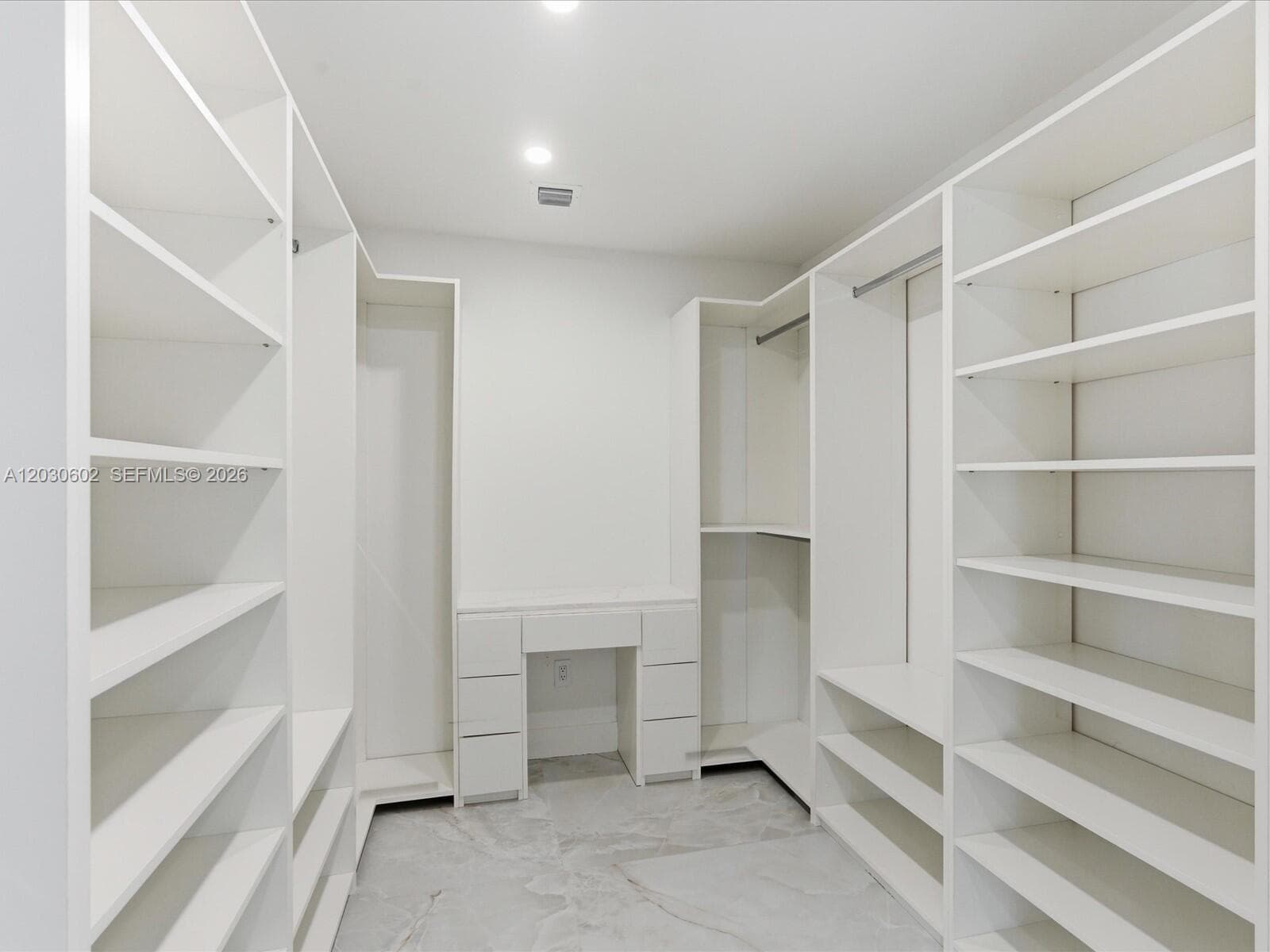 291 E Shore Dr E, Miami FL 33133 — 25