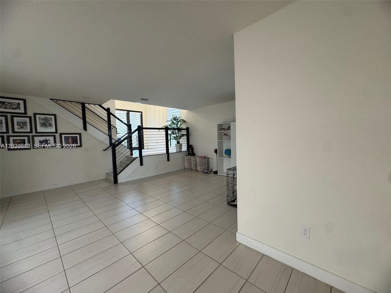 10240 NW 76th Ter, Doral FL 33178 — 3
